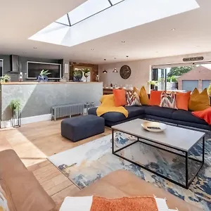  Apartment The Stables Luxury House With Hot Tub United Kingdom